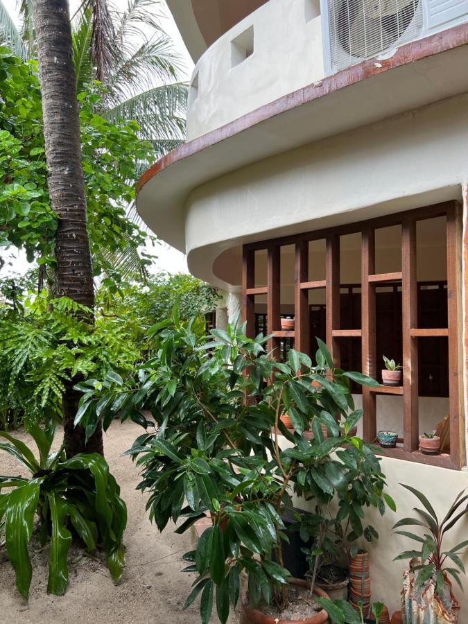 Wind Rider'S Inn Balabag  Exterior photo
